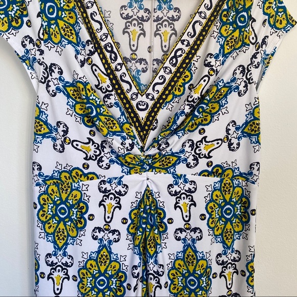 Printed V Neck Dress - Picture 4 of 7